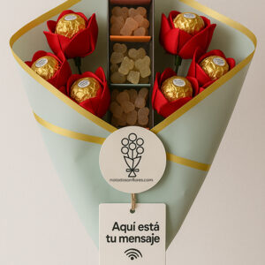 Un ramo que parece formal… hasta que aparecen las gominolas, el chocolate y tu mensaje secreto.